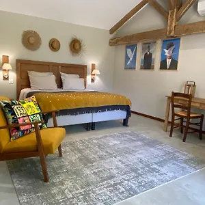 https://maison-reces.midi-pyreneeshotels.com
