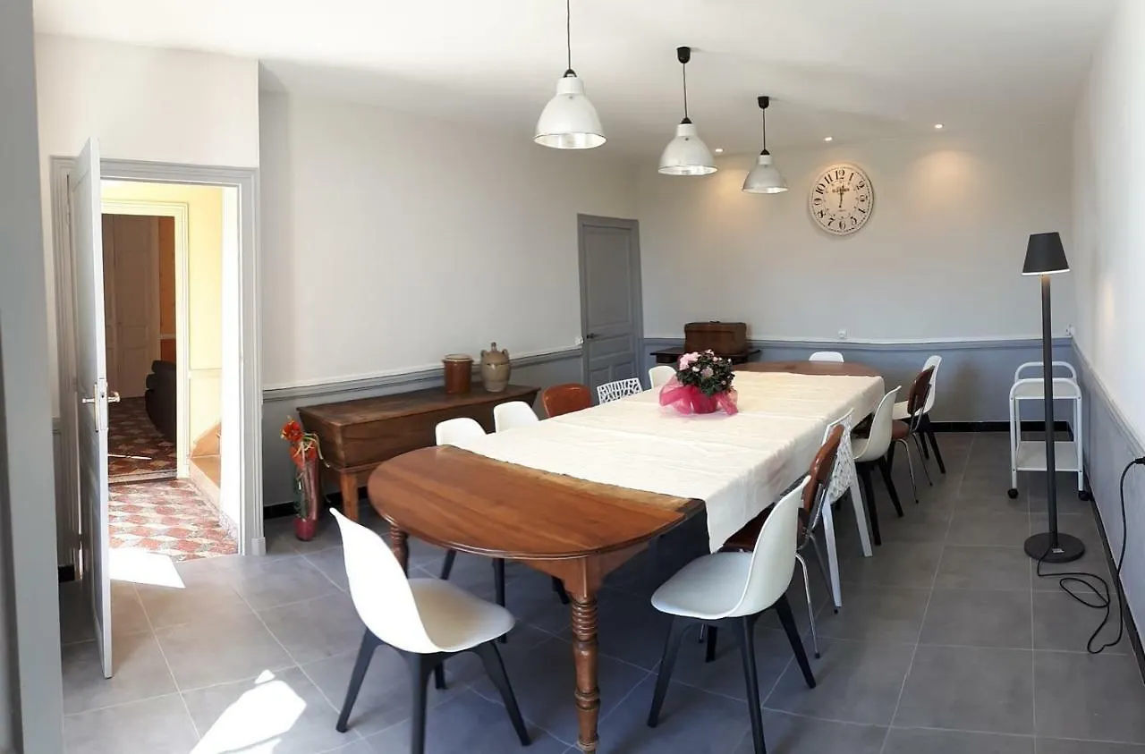 Grand Gite Maison D Alice Auvergne - 15 Personnes Saint-Bonnet-des-Quarts Holiday home